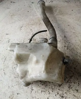 Citroen C4 I Picasso Coolant expansion tank/reservoir 9681875180