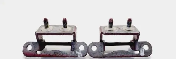 Subaru Legacy Tailgate/trunk/boot hinge