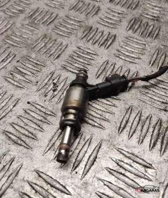 Audi A5 8T 8F Fuel injector 06l906036d