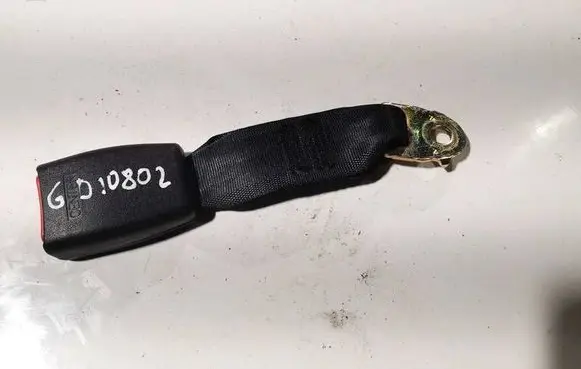 Hyundai Getz Rear seatbelt buckle