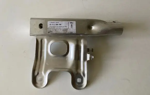 BMW 3 F30 F35 F31 Radiator support slam panel bracket 51117266194