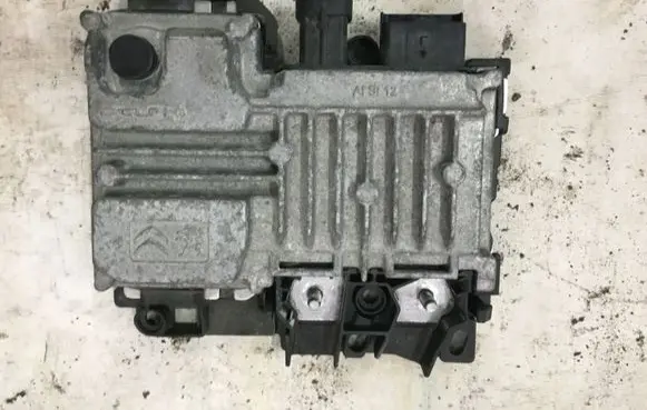 Citroen C4 Cactus Other control units/modules 9810858280