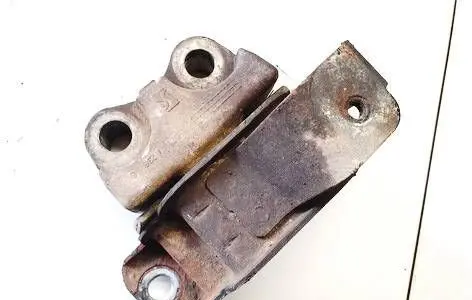 Peugeot Bipper Engine mount bracket 071a2365