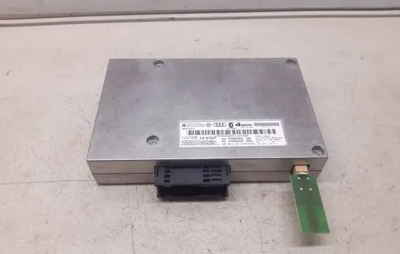 Audi A5 8T 8F Bluetooth control unit module 8T0862335D