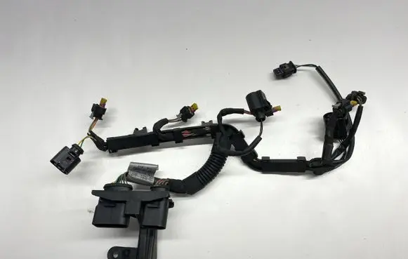 Audi A6 S6 C7 4G Fuel injector wires 06H971627