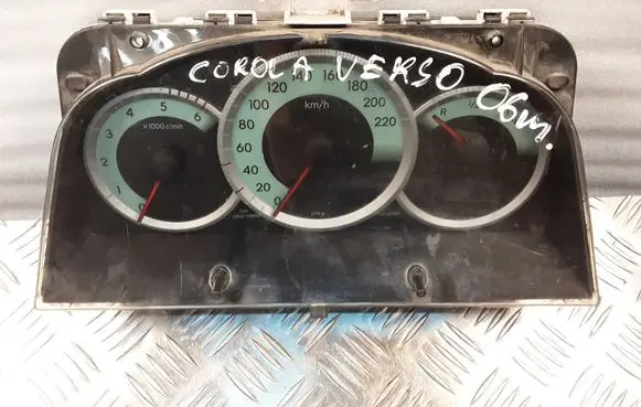 Toyota Corolla Verso AR10 Speedometer (instrument cluster) 838000F060L