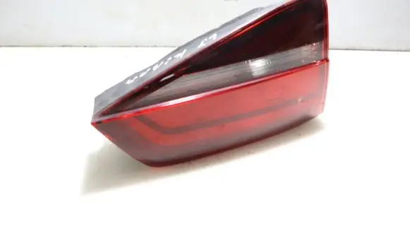 Volkswagen Jetta VI Rear/tail lights