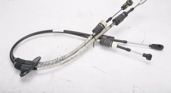 Volvo V40 Gear shift cable linkage 31367496