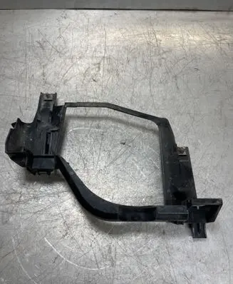 BMW 5 E60 E61 Headlight/headlamp mounting bracket 158737