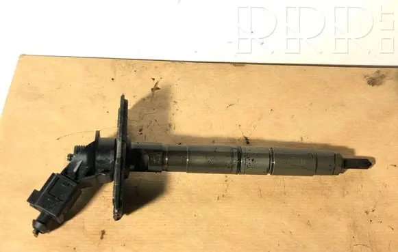 Audi A4 S4 B7 8E 8H Fuel injector 059130277Q 041229