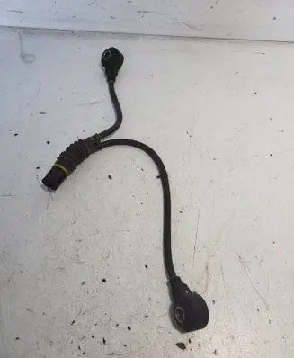 BMW 5 E39 Detonation knock sensor 1703276