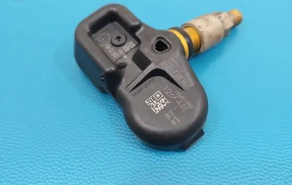 Toyota RAV 4 (XA40) Tire pressure sensor E1110R035437 IMPRK1564524