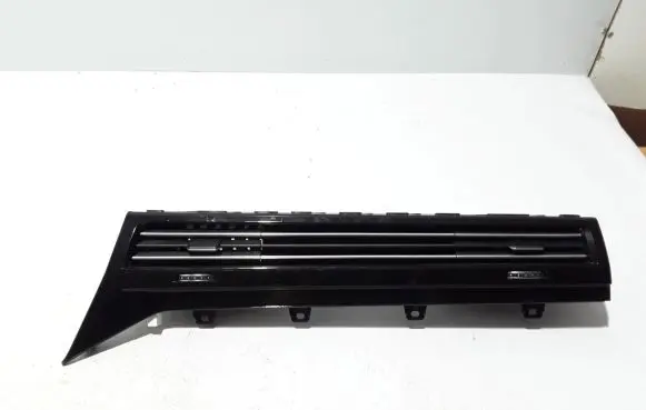 Volkswagen Touareg III Dashboard side air vent grill/cover trim 761858416