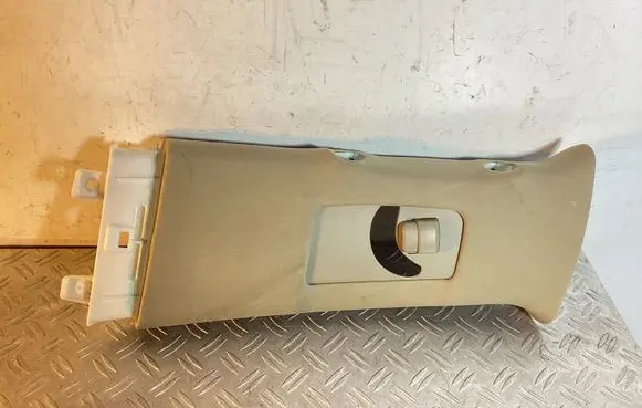 Toyota Land Cruiser (J200) (B) pillar trim (top) 6242060130