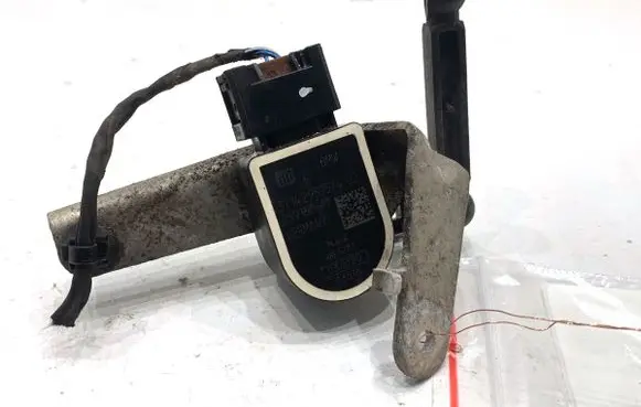 BMW 5 G30 G31 G38 Headlight/headlamp level sensor 2959574