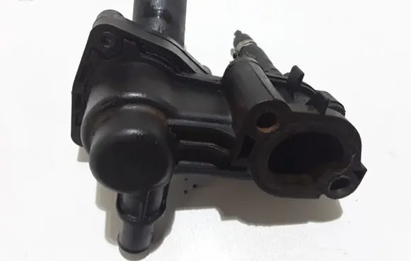Thermostat/thermostat housing