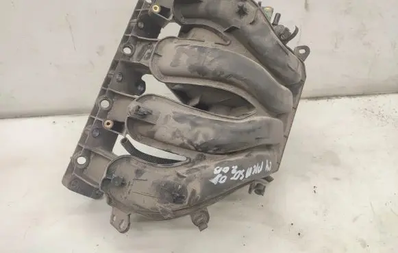 Citroen C4 Grand Picasso Intake manifold 966240148000