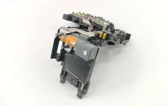 Peugeot 508 Fuse module 9665878080