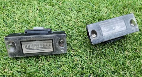 Audi A4 S4 B5 8D Number plate light 8D5827682 242012