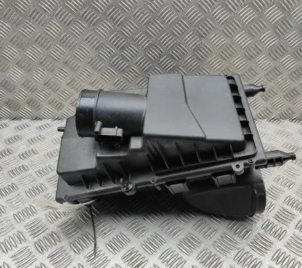 Land Rover Discovery 5 Air filter box LK629H736AA LK629H709AA