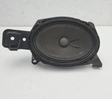BMW 3 E46 Parcel shelf speaker 8381562
