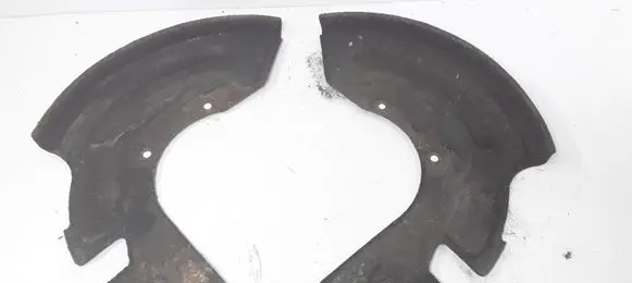 Volkswagen PASSAT B5.5 Front brake disc dust cover plate 