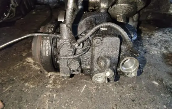Audi A6 S6 C5 4B Air conditioning (A/C) compressor (pump)
