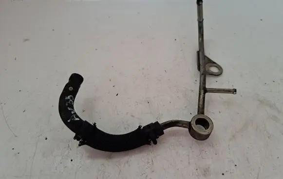 Toyota Avensis T250 Fuel return line/hose 237620R021