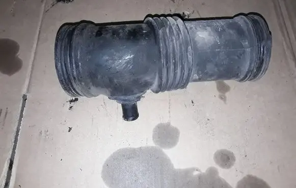 Iveco Daily 35 - 40.10 Air intake duct part 504134675 57965