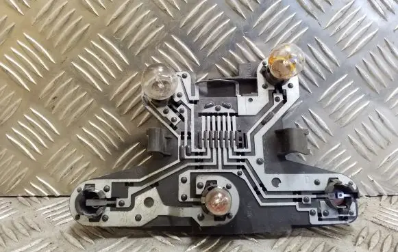Renault Megane I Tail light bulb cover holder 7700828138