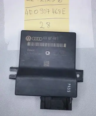 Audi A8 S8 D3 4E Gateway control module 4E0907468E