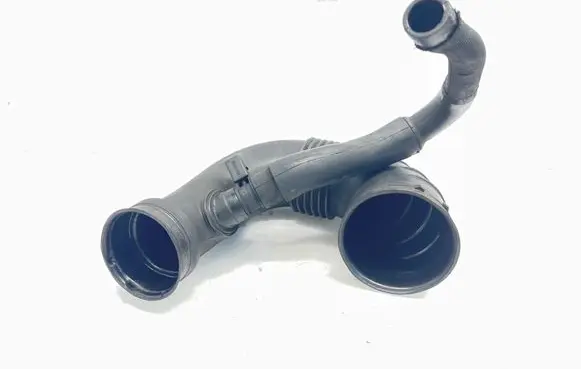 Mercedes-Benz E W211 Turbo air intake inlet pipe/hose A6480940197