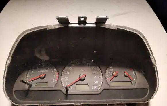 Volvo S40, V40 Speedometer (instrument cluster) 30857575