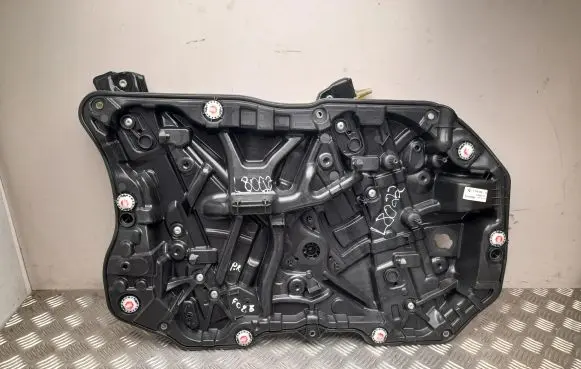 BMW 5 G30 G31 Front door window regulator with motor 7479059