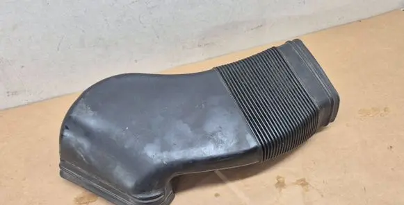Audi A4 S4 B5 8D Air intake duct part 8D0129617E