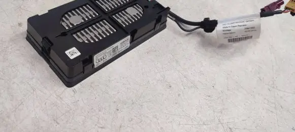 Audi A6 S6 C7 4G Wireless charging module 4G1035502 4774A18300 18301211