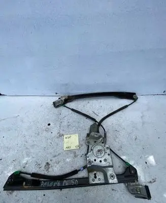 Volkswagen Polo III 6N 6N2 6NF Front door window regulator with motor 6N4837461