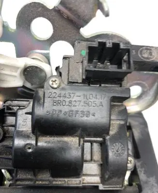 Audi A3 S3 8V Tailgate/trunk/boot lock/catch/latch 8R0827505A 2224371104