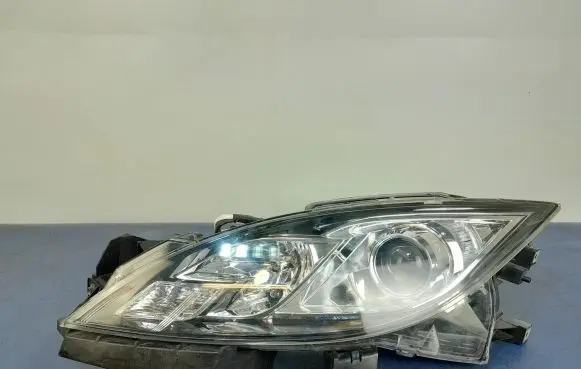 Mazda 6 Headlight/headlamp