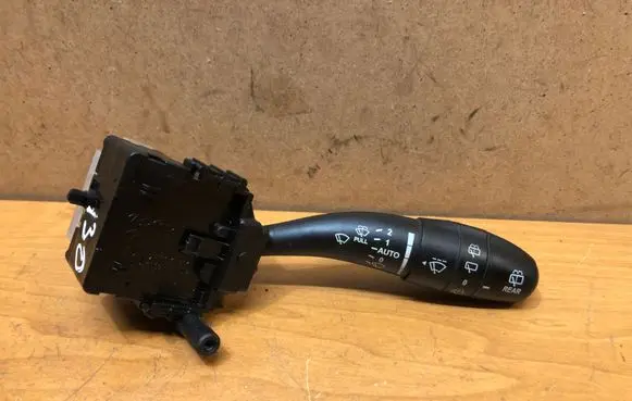 Hyundai i30 Wiper control stalk 934202L020