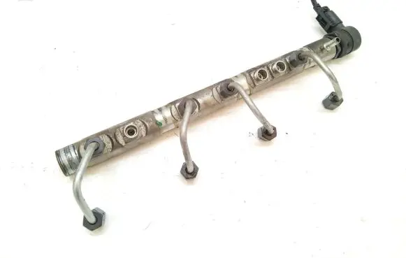 BMW 7 E65 E66 Fuel main line pipe 7792492