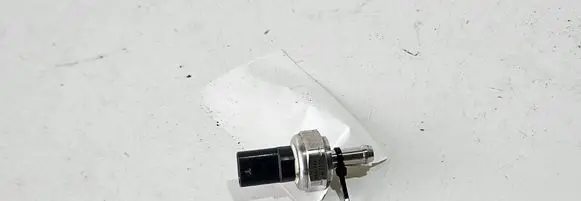 BMW 5 F10 F11 Exhaust gas pressure sensor 8507634 8371