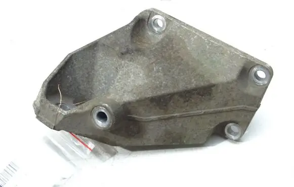 Lexus RC Engine mounting bracket 