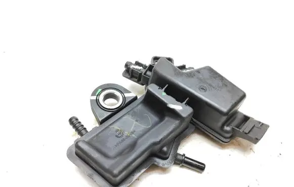 Renault Megane IV Vacuum air tank GE354