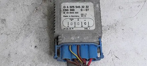 Mercedes-Benz A W168 Coolant fan relay A0255453232 ESG300 898940000