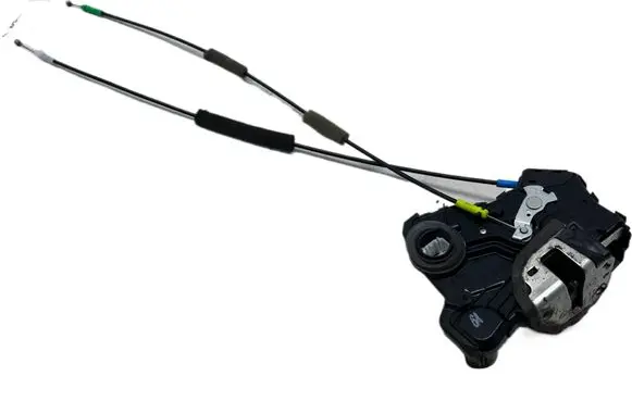 Toyota Avensis T270 Front door lock OYT26279