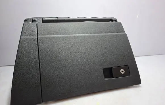 Volkswagen Sharan Glove box set 7N1857097 7N1857114