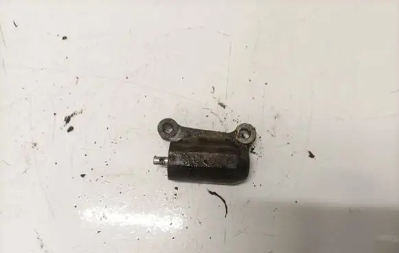 Mazda 5 Slide rail for timing chain vkm74616kr