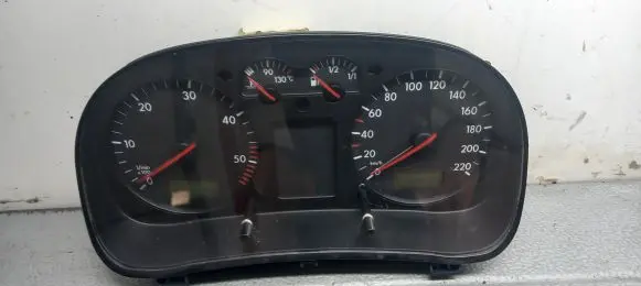 Volkswagen Golf III Speedometer (instrument cluster)
