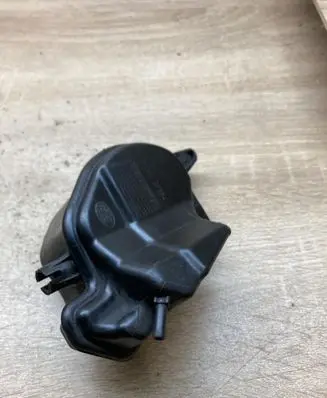 Ford Focus C-MAX Vacuum air tank 